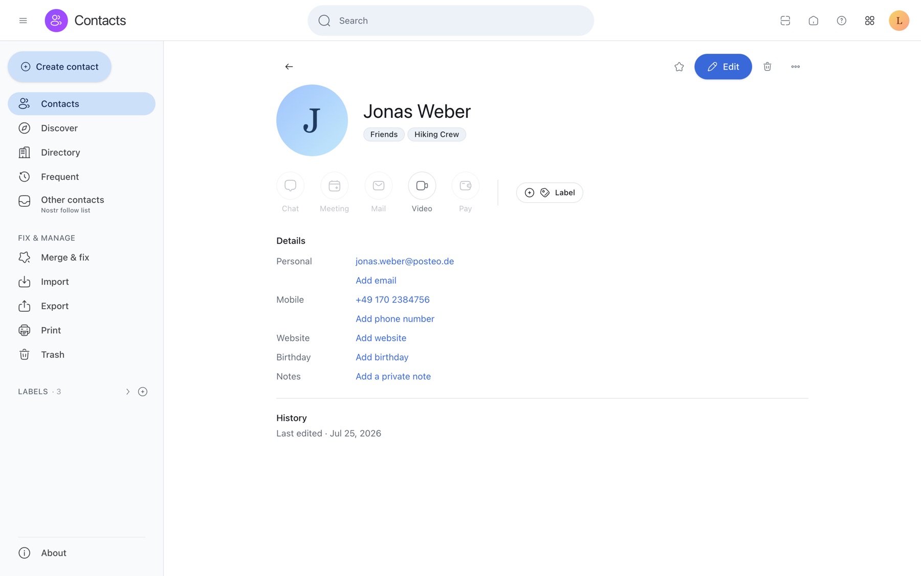 A Lotus contact card for Jonas Weber with the labels Friends and Hiking Crew, and quick actions for chat, meeting, mail, video and pay.